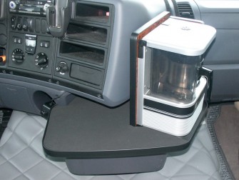Scania Baureihe R Ablagetisch LKW-Tisch LKW-Ablage Kaffeemaschine wurzelholz rechts